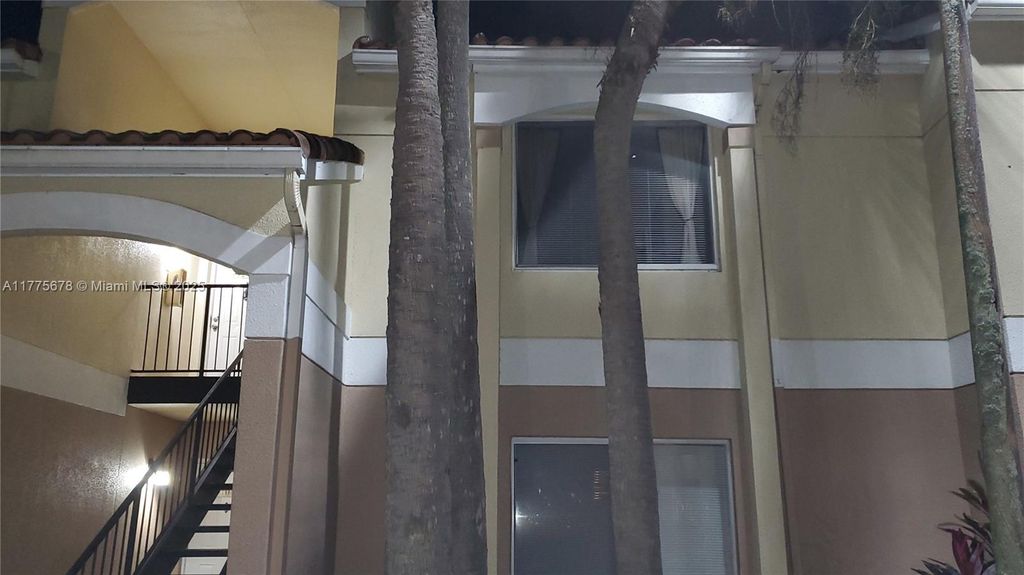 Photo of 815 W Boynton Beach Blvd #4-205, Boynton Beach, FL 33426 (MLS # A11775678)