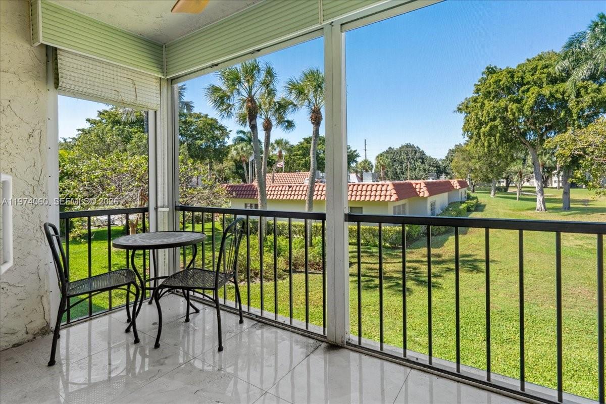 HOLLYBROOK GOLF & TENNIS - Residential Lease