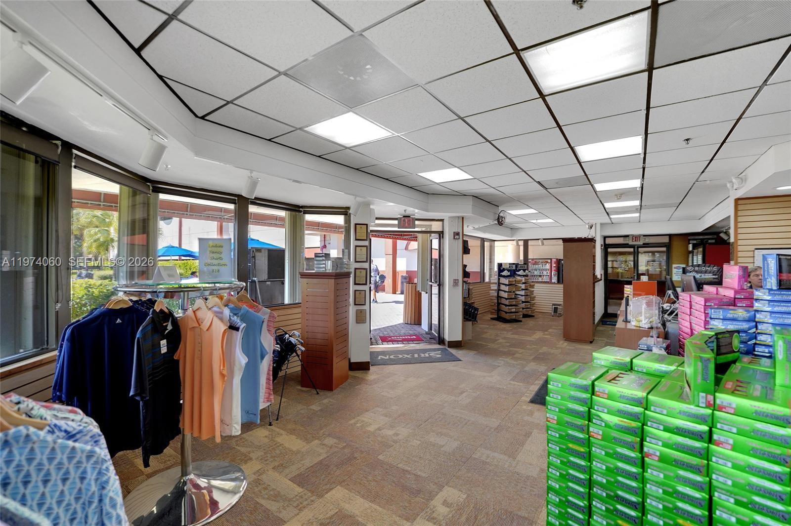 HOLLYBROOK GOLF & TENNIS - Residential Lease