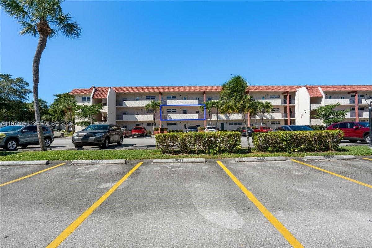 HOLLYBROOK GOLF & TENNIS - Residential Lease