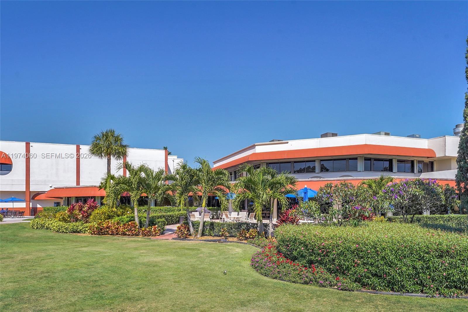 HOLLYBROOK GOLF & TENNIS - Residential Lease