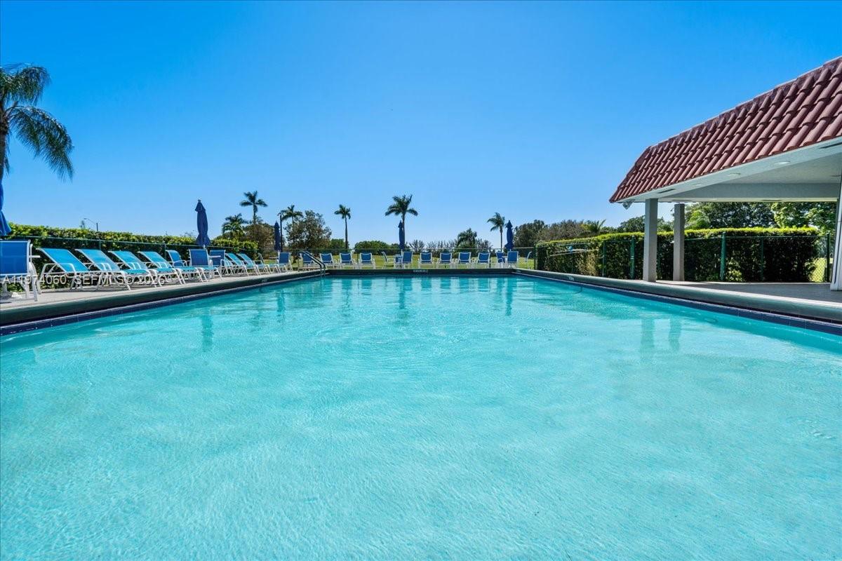 HOLLYBROOK GOLF & TENNIS - Residential Lease