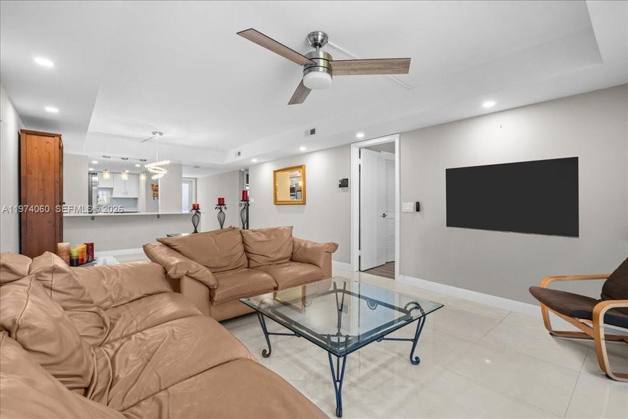 Location LOCATION LOCATION Beautifully remodeled 2/2 condo in the highly desirable 55+ community of Hollybrook Golf & Tennis in Pembroke Pines.  OWNERS PREFER A LONG TERM RENTAL. Furniture will be removed if not required. This beautiful unit offers a spacious layout, tile and laminate floors. Impact windows and door. Located on the 2nd floor, it offers a serene garden & golf course view from the private, screened-in patio. Washer DryerINSIDE THE UNIT. The home provides incredible amenities, including free golf on two 18-hole courses ( cart fees apply), pickleball, 14 tennis courts, 7 heated pools, library, sauna, vehicle wash area, RESTAURANT, and electric car stations, fitness center, clubhouse, game room, patios, chef BBQ areas and more. Conveniently located near shopping, dining, hospitals and highways. OWNERS PREFER A LONG TERM RENTAL. Furniture will be removed if not required.
Live the South Florida Life in this active adult community. Play tennis and golf all day!
Empty nesters, recently retired, are you thinking of buying a condo in South Florida and have not yet decided?  This is the perfect way to start enjoying your new Life!!