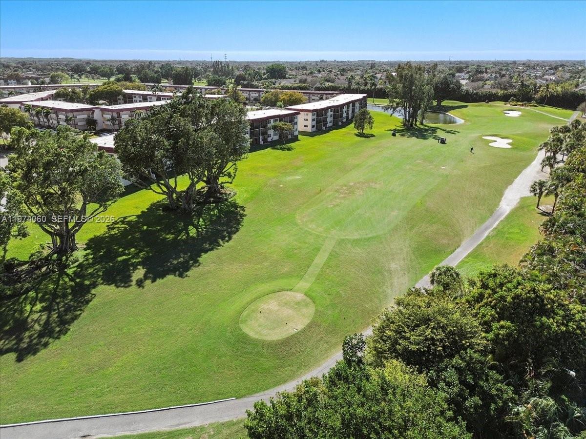 HOLLYBROOK GOLF & TENNIS - Residential Lease