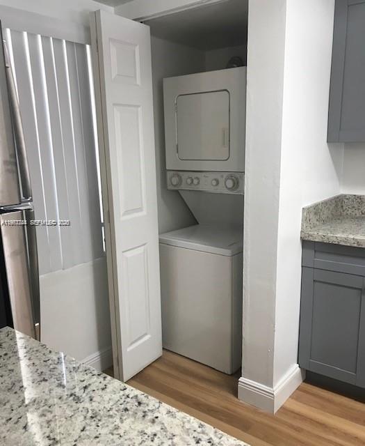 SUMMERBREEZE CONDO - Residential