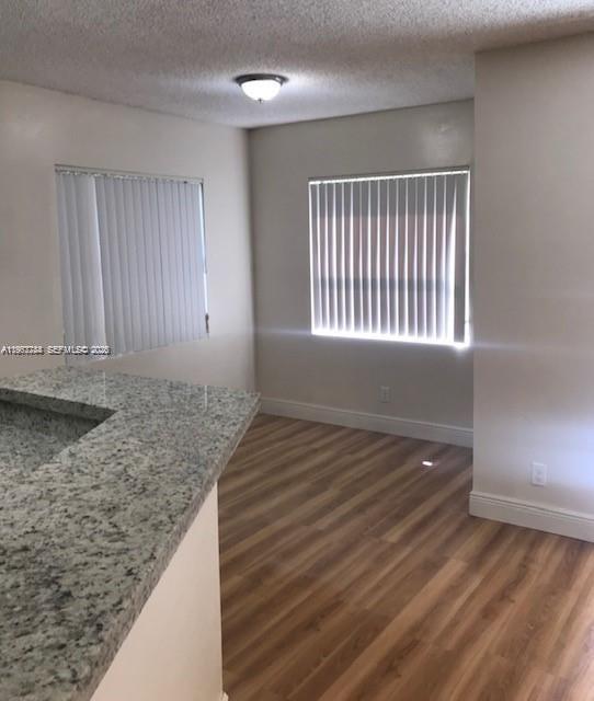 SUMMERBREEZE CONDO - Residential