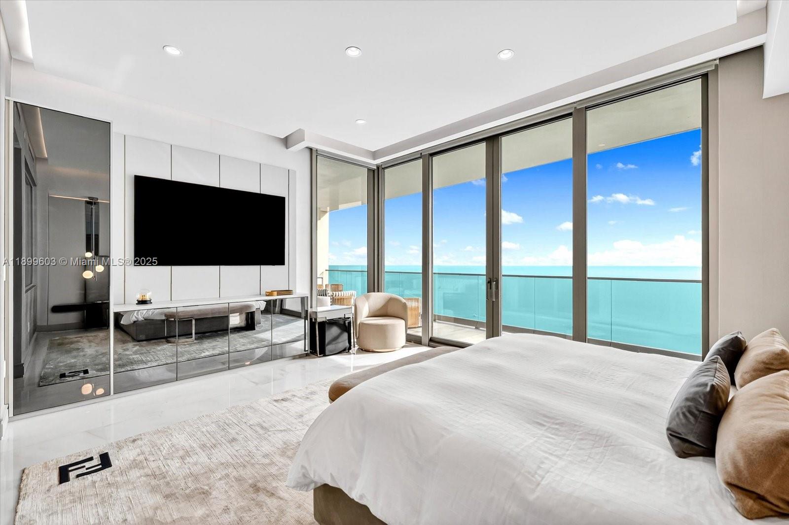 NORTH BISCAYNE BEACH AMEN - Residential