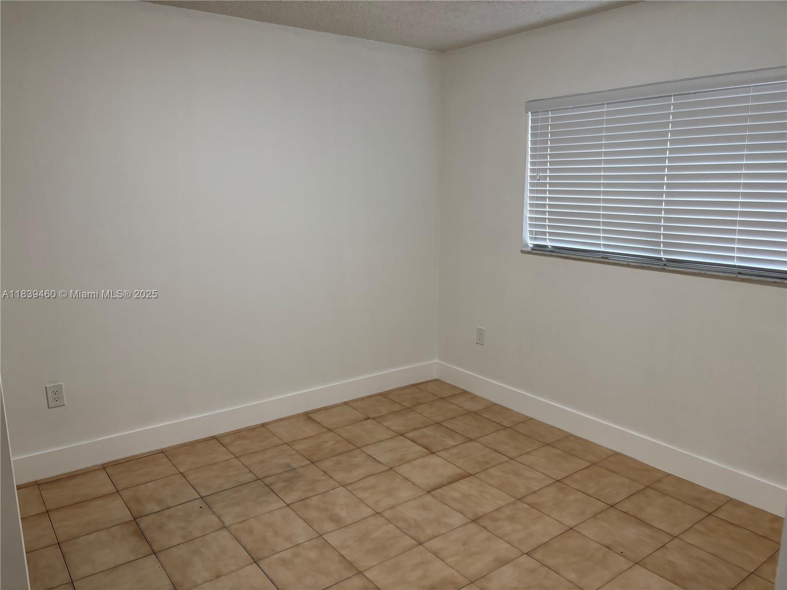 61 W 23rd St 104