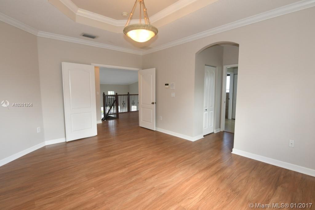 Laroc Estates - Residential