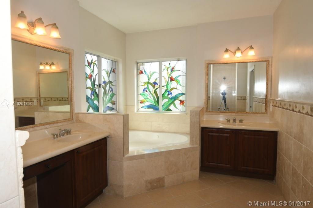 Laroc Estates - Residential