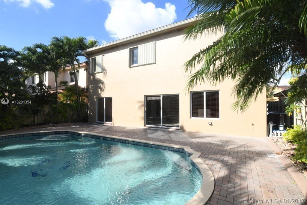 Laroc Estates - Residential