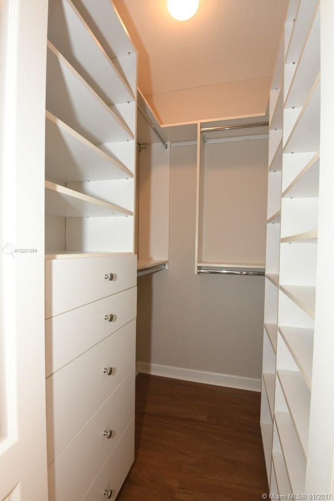 Laroc Estates - Residential