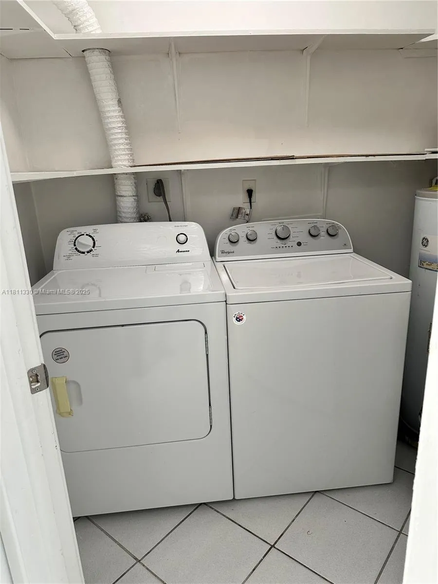 Miami, Florida 33172, United States, 2 Bedrooms Bedrooms, ,2 BathroomsBathrooms,Residential,Active,138704