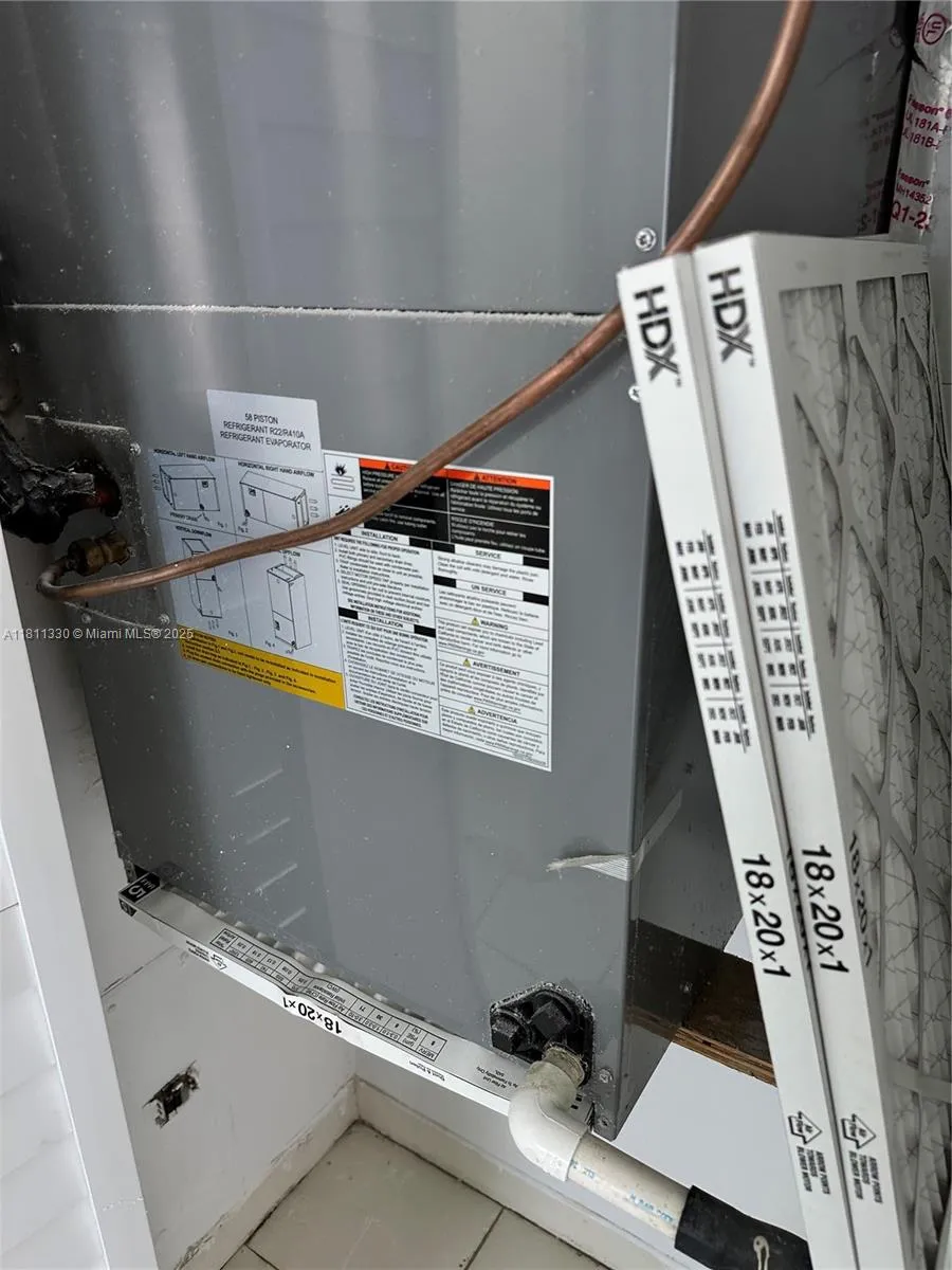 Miami, Florida 33172, United States, 2 Bedrooms Bedrooms, ,2 BathroomsBathrooms,Residential,Active,138704