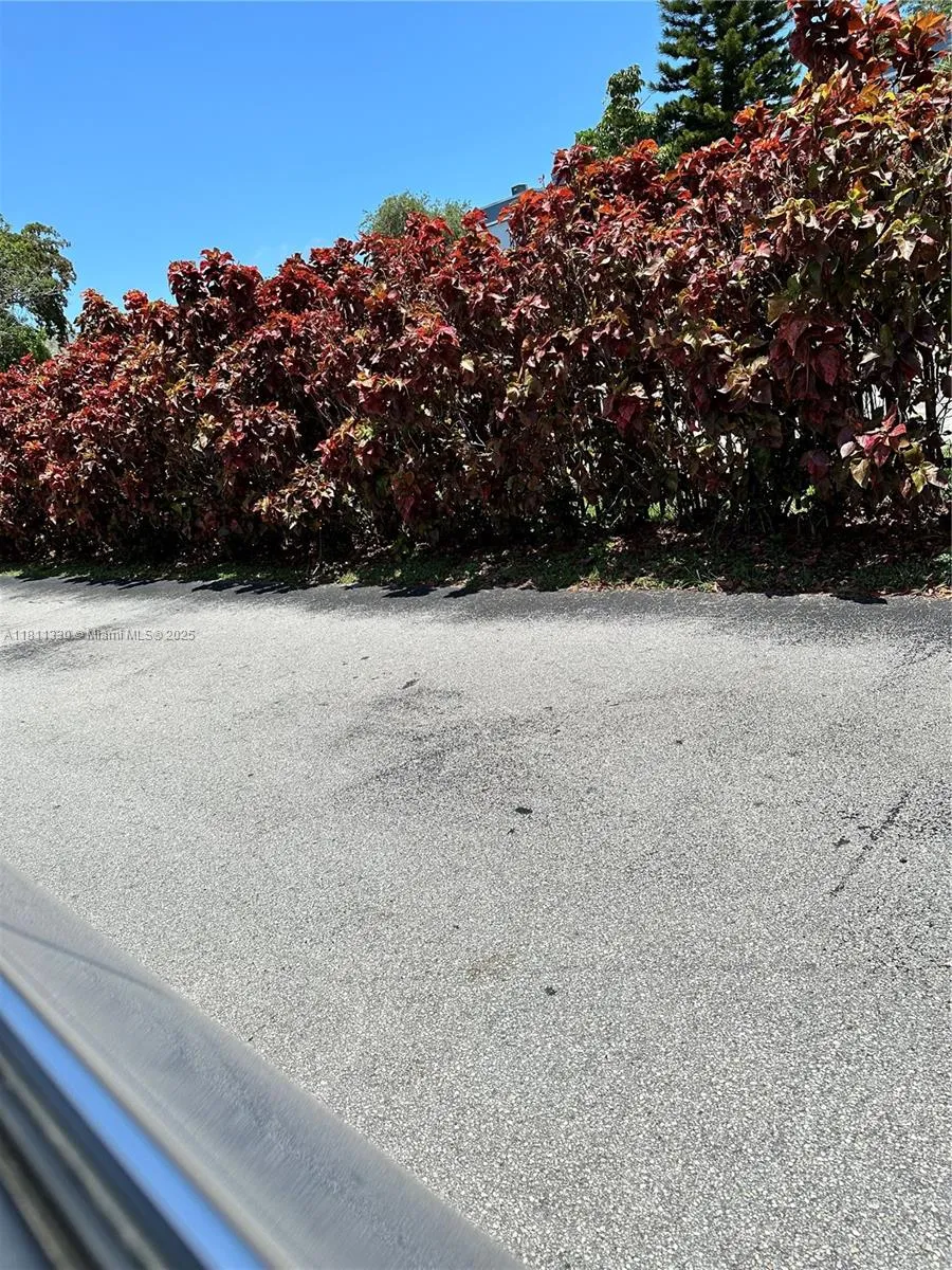 Miami, Florida 33172, United States, 2 Bedrooms Bedrooms, ,2 BathroomsBathrooms,Residential,Active,138704