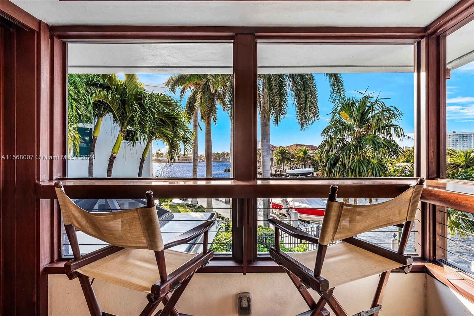 LAUDERDALE HARBORS SECTIO - Residential