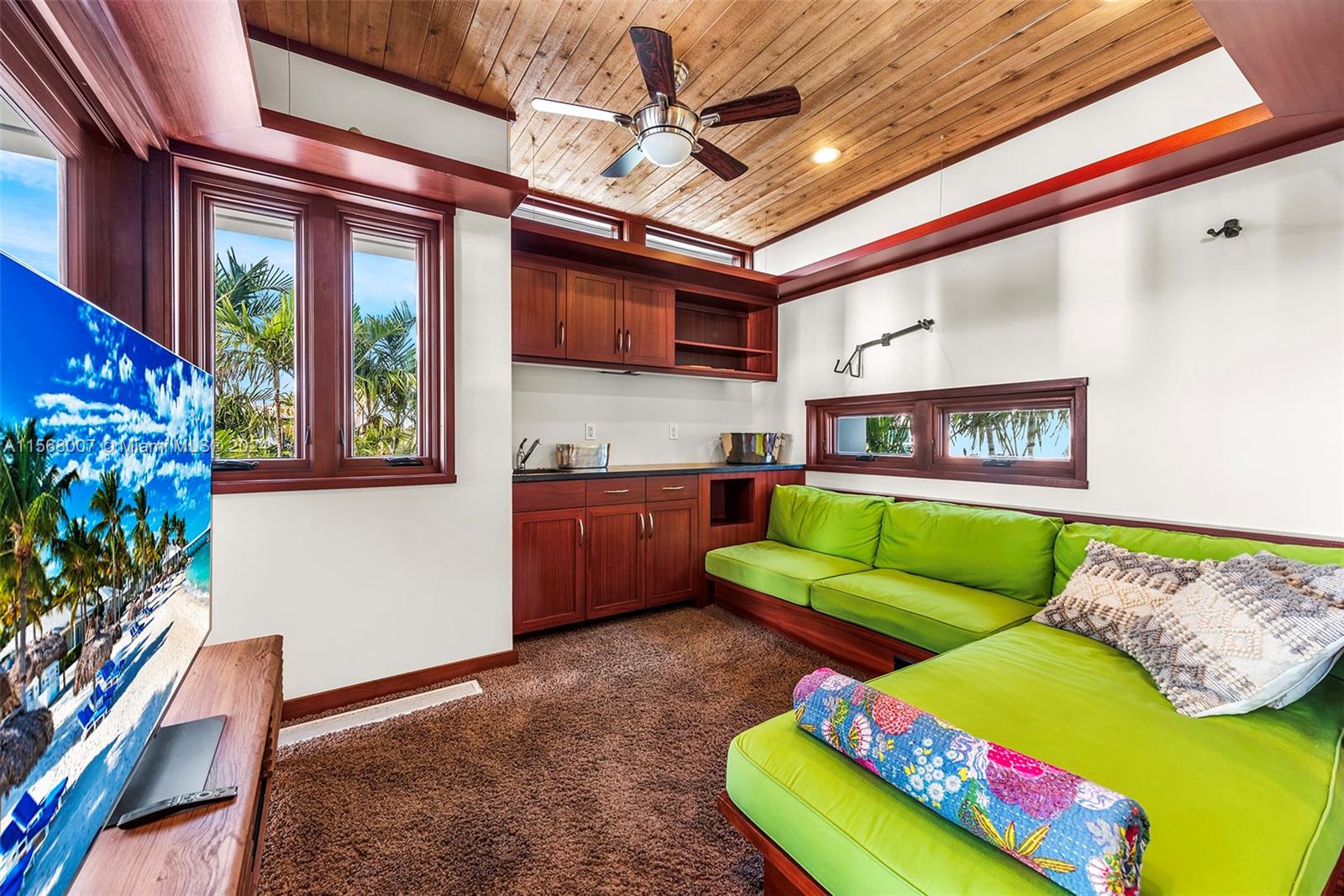 LAUDERDALE HARBORS SECTIO - Residential