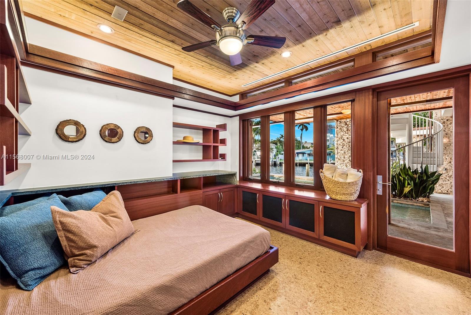 LAUDERDALE HARBORS SECTIO - Residential