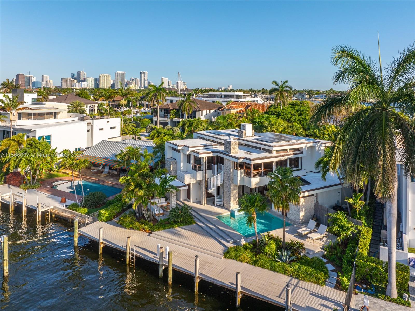 LAUDERDALE HARBORS SECTIO - Residential