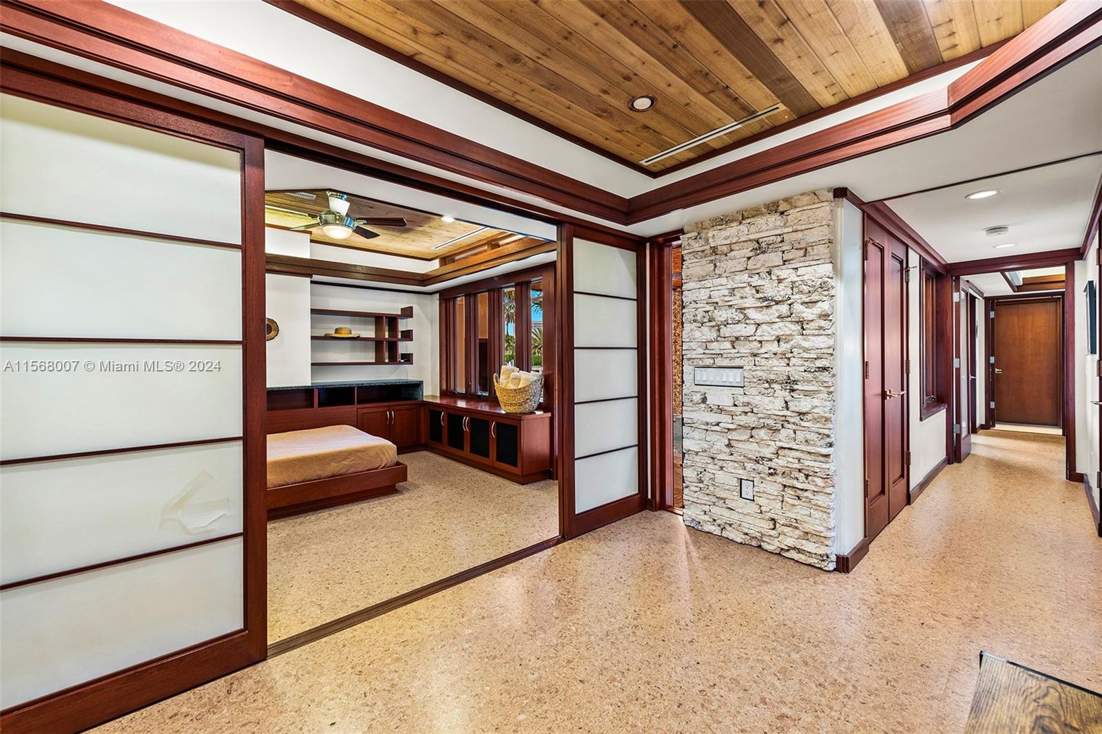 LAUDERDALE HARBORS SECTIO - Residential