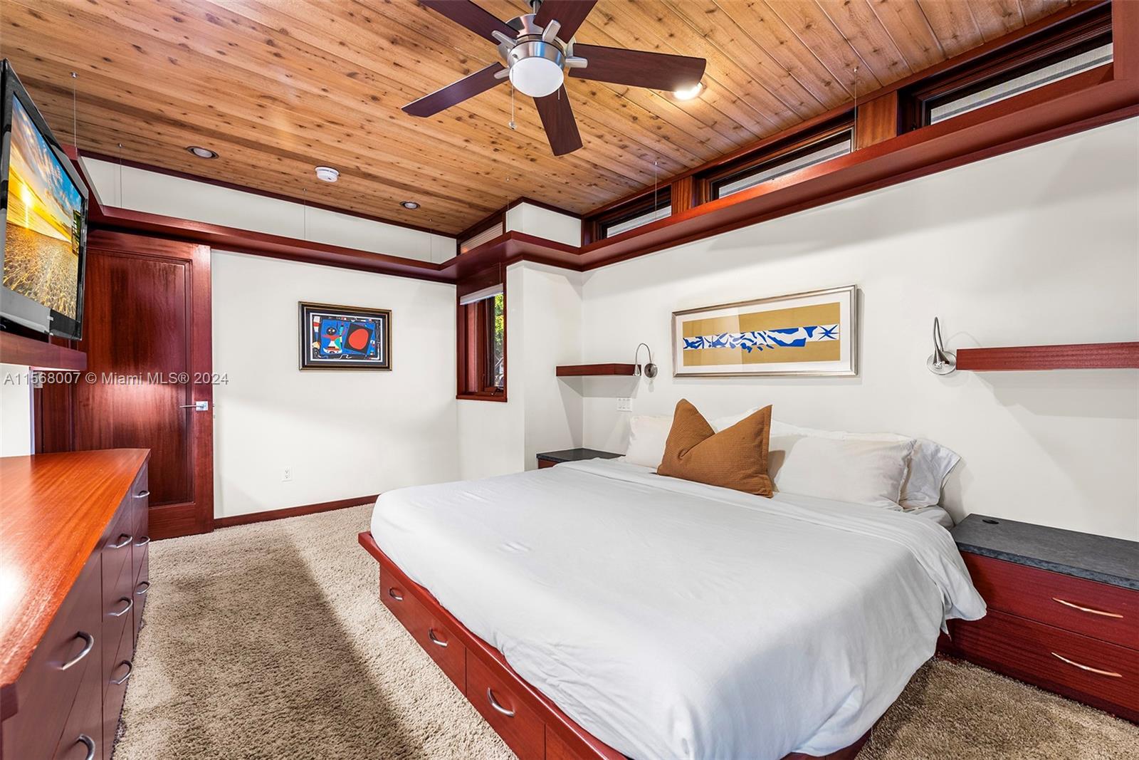 LAUDERDALE HARBORS SECTIO - Residential