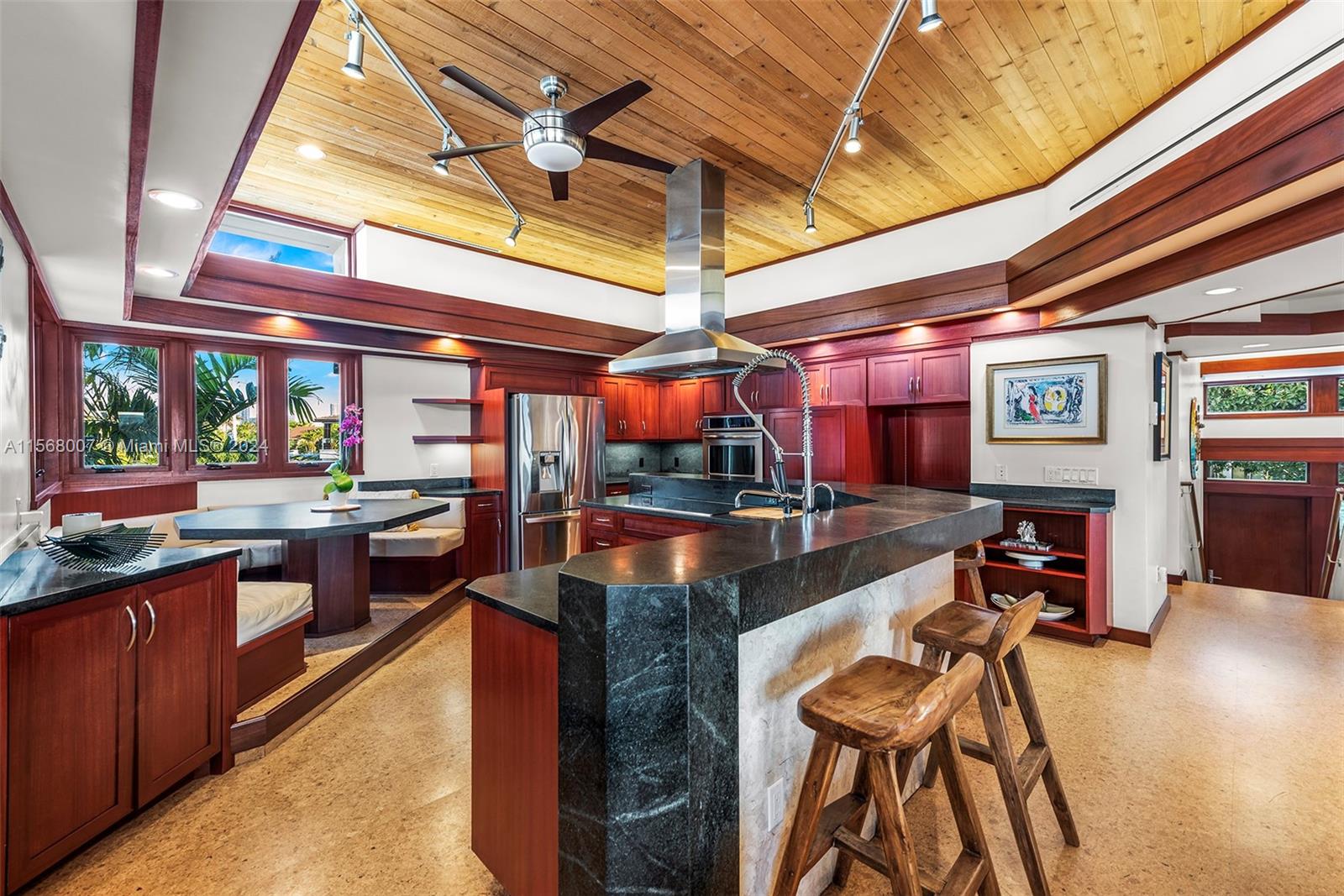 LAUDERDALE HARBORS SECTIO - Residential