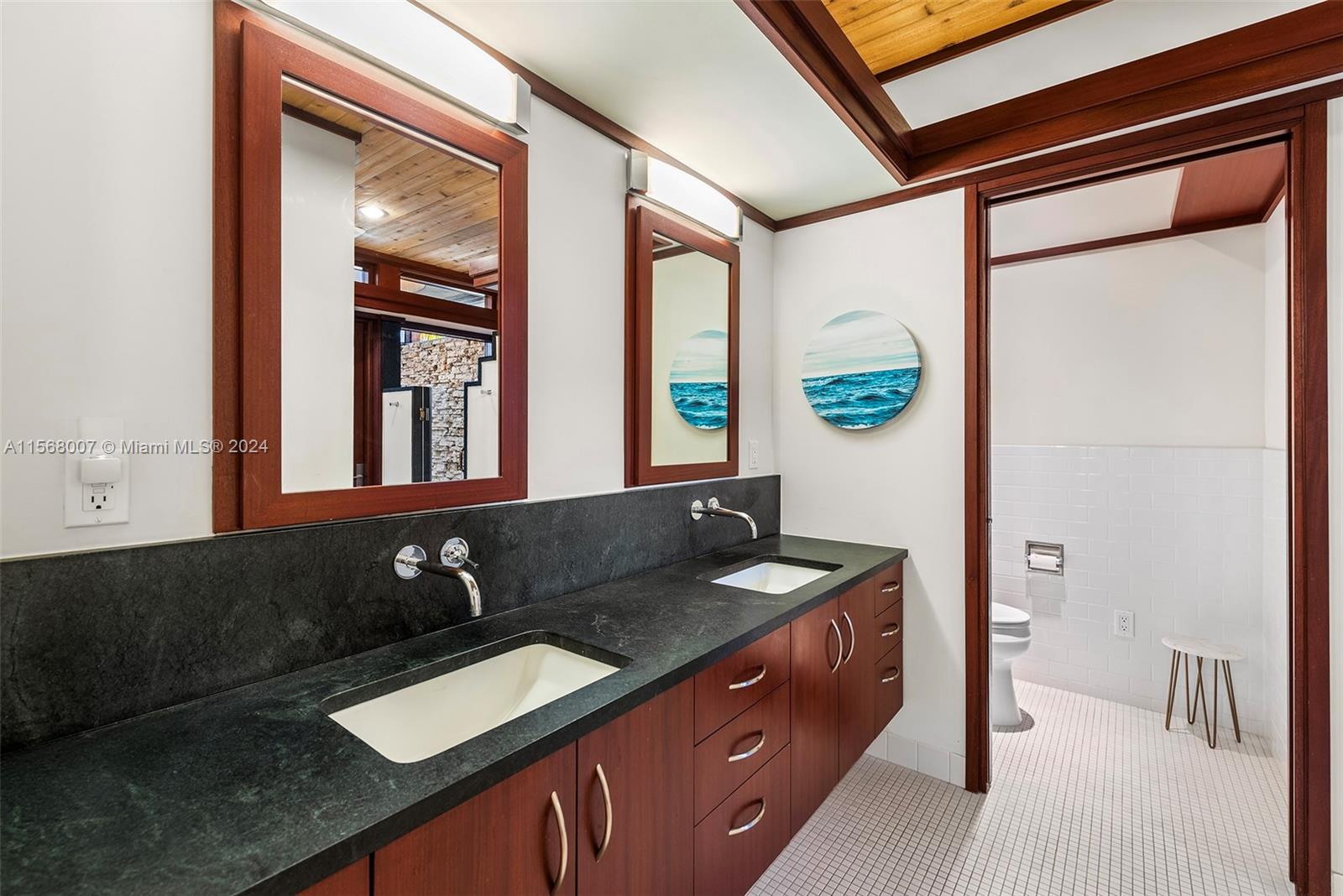 LAUDERDALE HARBORS SECTIO - Residential