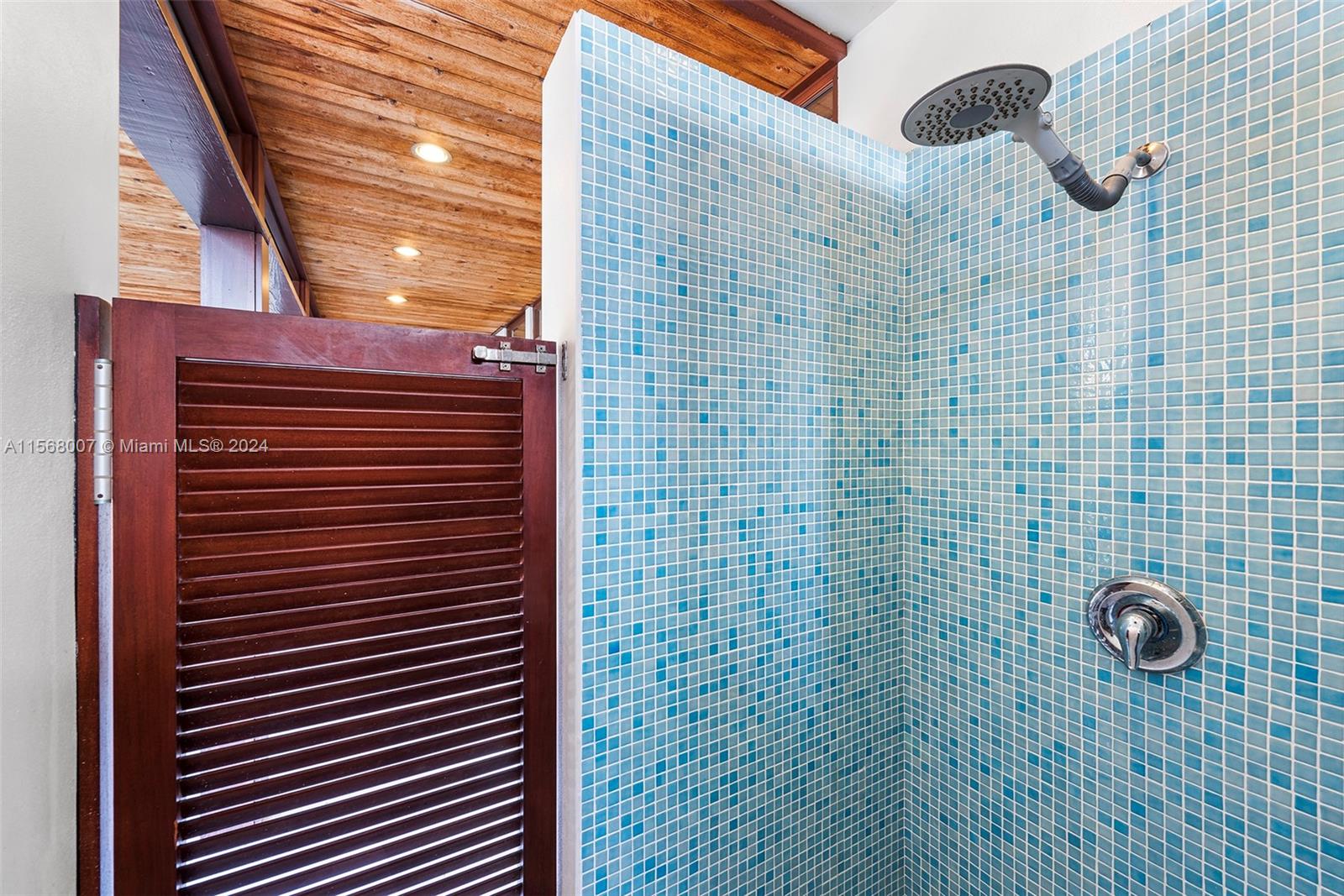 LAUDERDALE HARBORS SECTIO - Residential