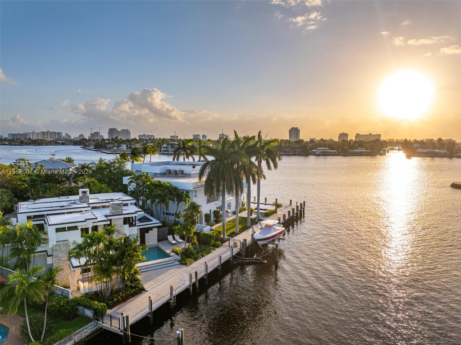 LAUDERDALE HARBORS SECTIO - Residential