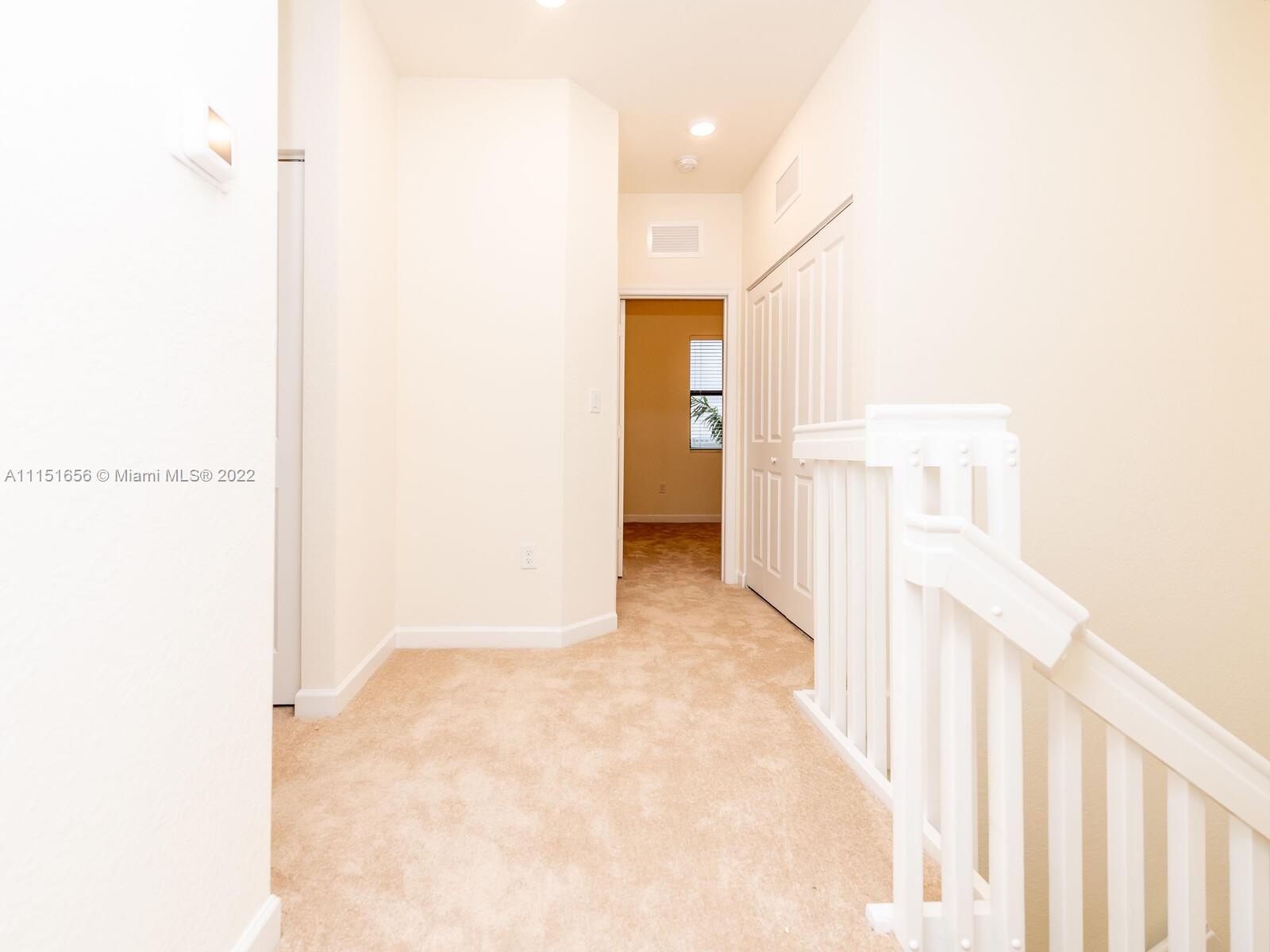AQUABELLA NORTH REPLAT - Residential Lease