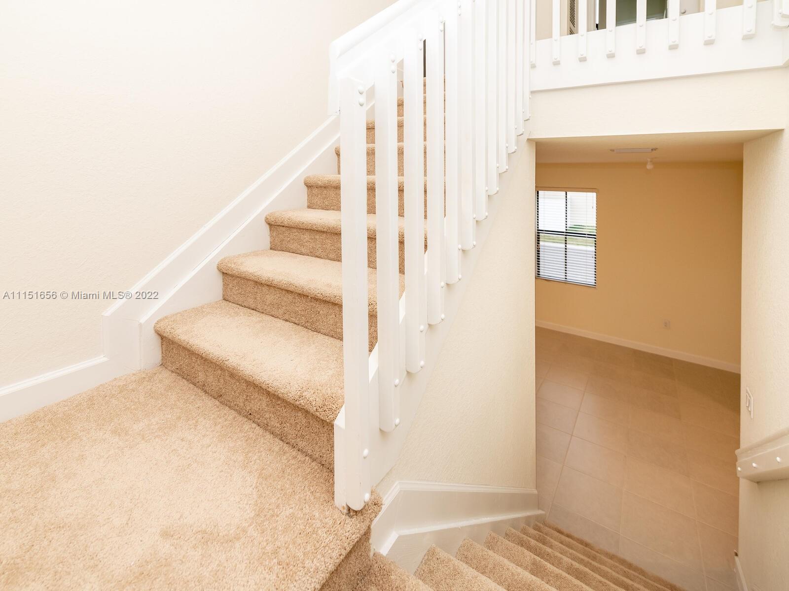 AQUABELLA NORTH REPLAT - Residential Lease