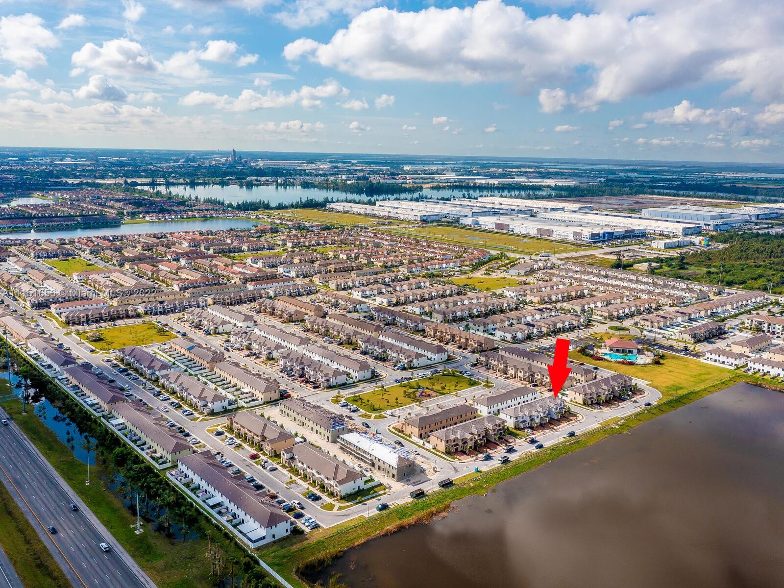 AQUABELLA NORTH REPLAT - Residential Lease