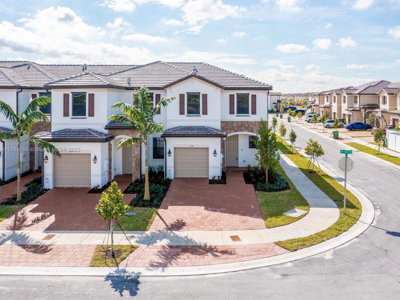AQUABELLA NORTH REPLAT - Residential Lease