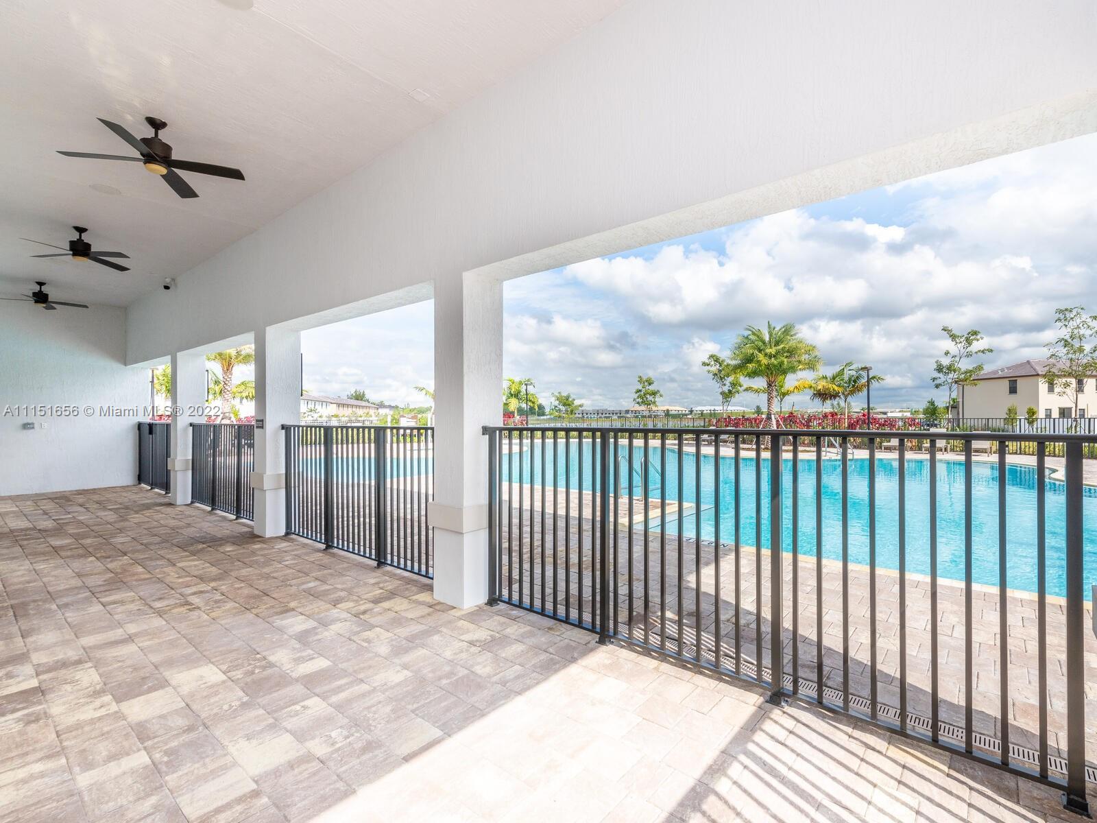 AQUABELLA NORTH REPLAT - Residential Lease