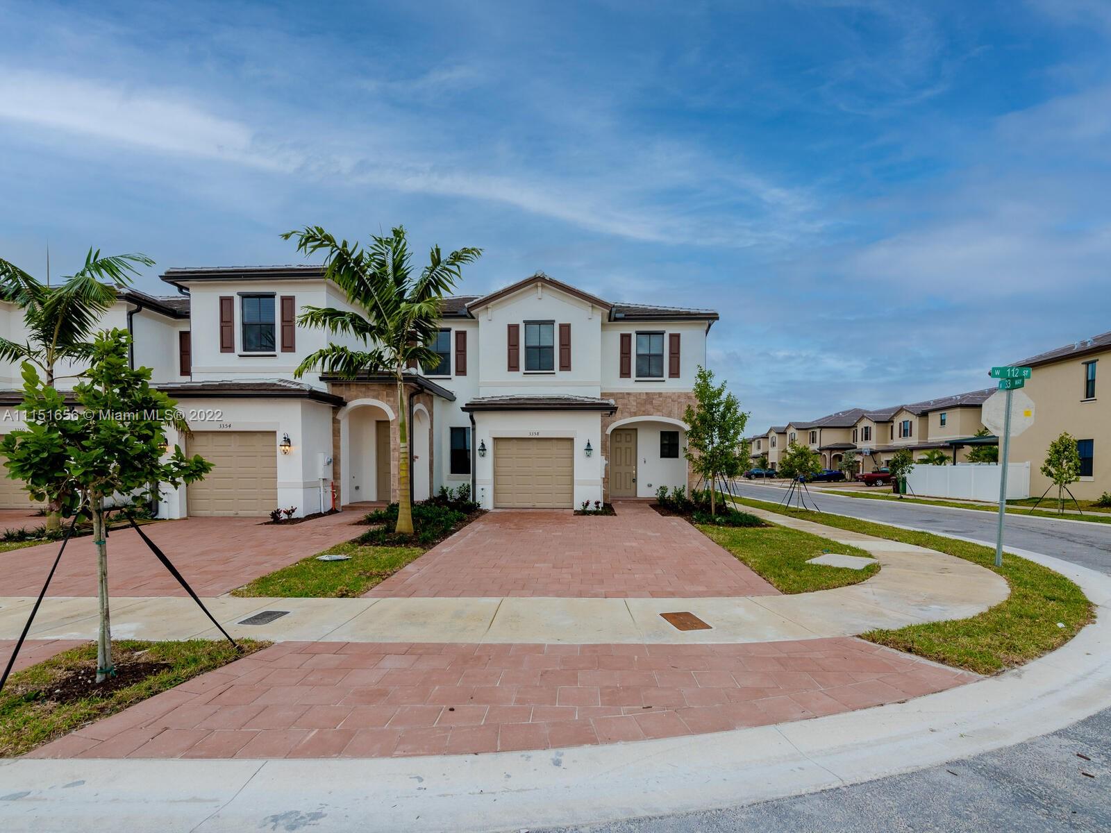 AQUABELLA NORTH REPLAT - Residential Lease