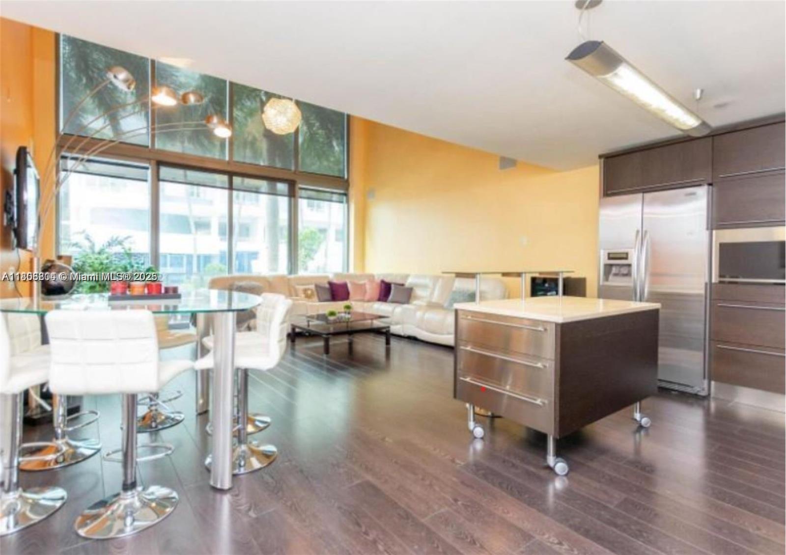 Rental Property at 6000 Collins Ave 146, Miami Beach, Miami-Dade County, Florida - Bedrooms: 2 
Bathrooms: 2  - $5,800 MO.