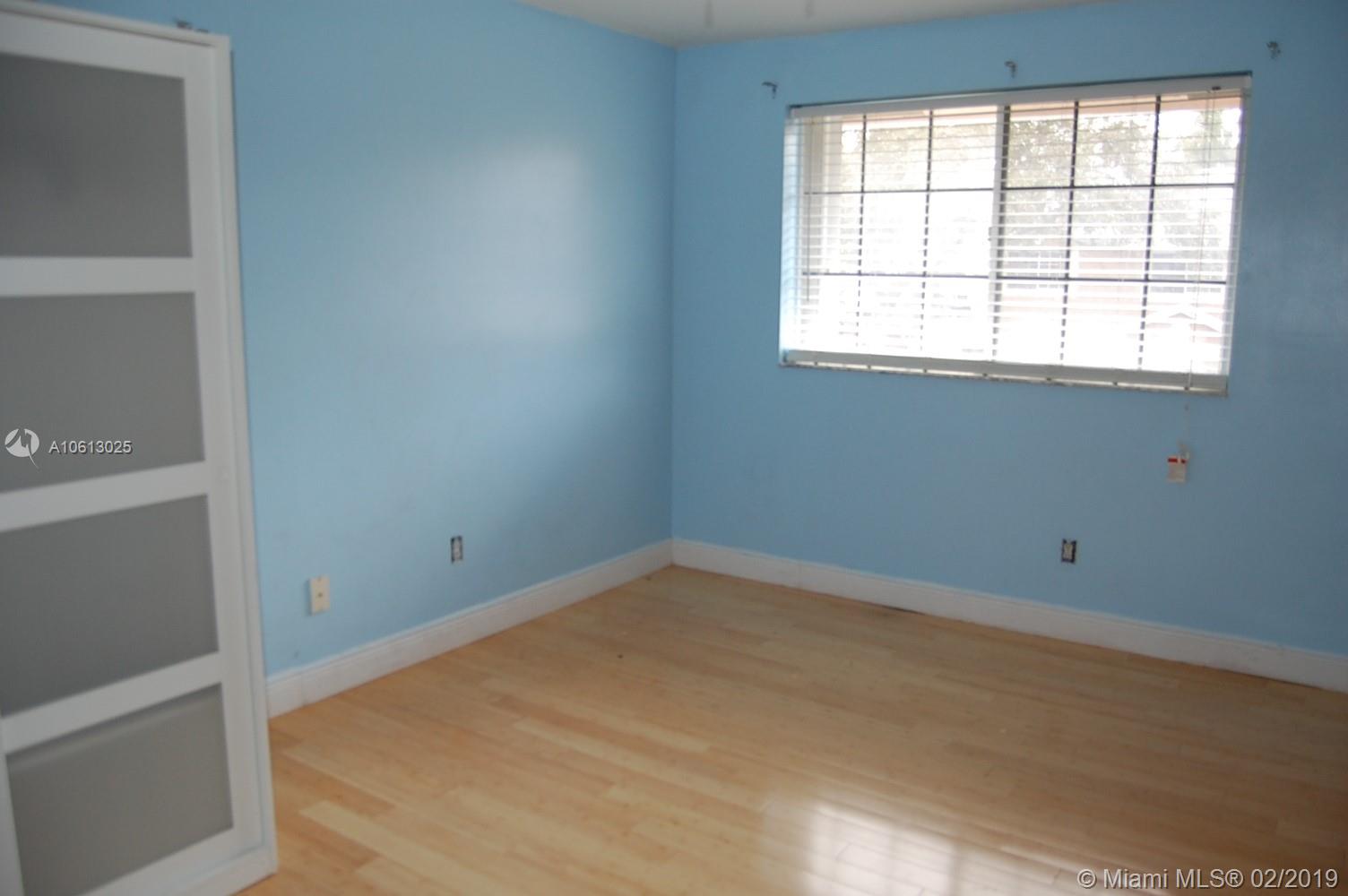 FLAMINGO GARDENS PH 6 - Residential