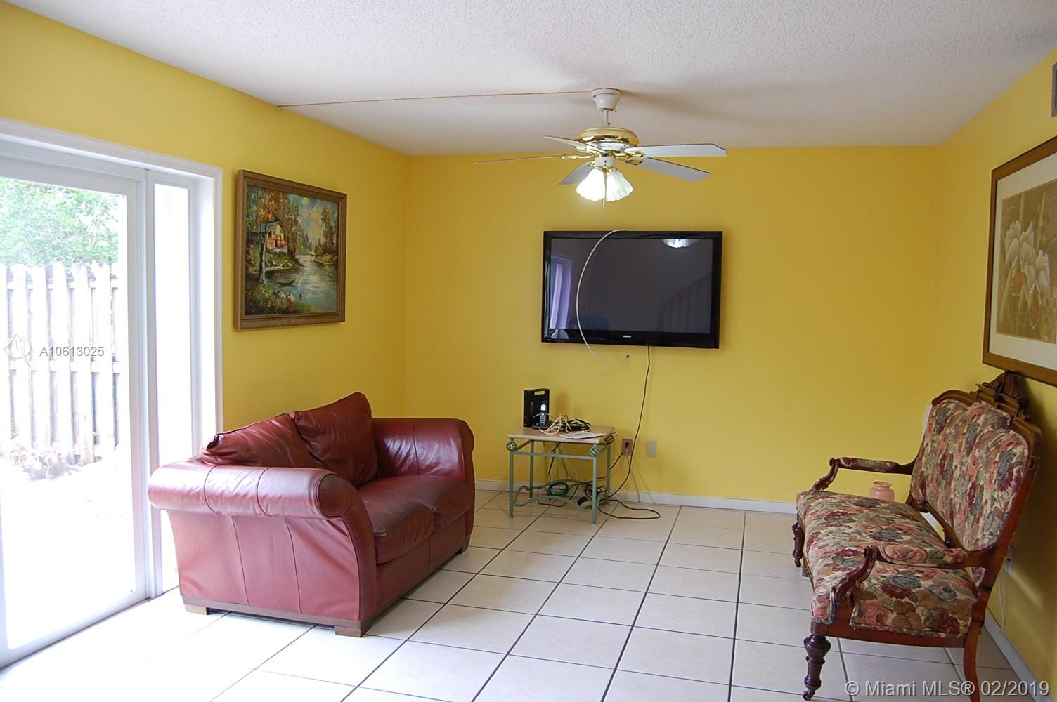 FLAMINGO GARDENS PH 6 - Residential