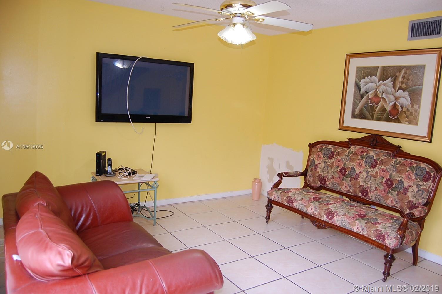 FLAMINGO GARDENS PH 6 - Residential