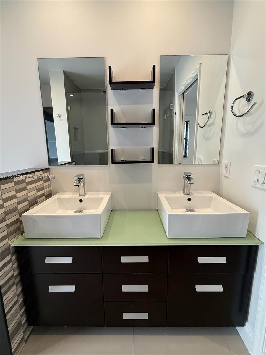 SUPERIOR HOMES ESTATES - Residential