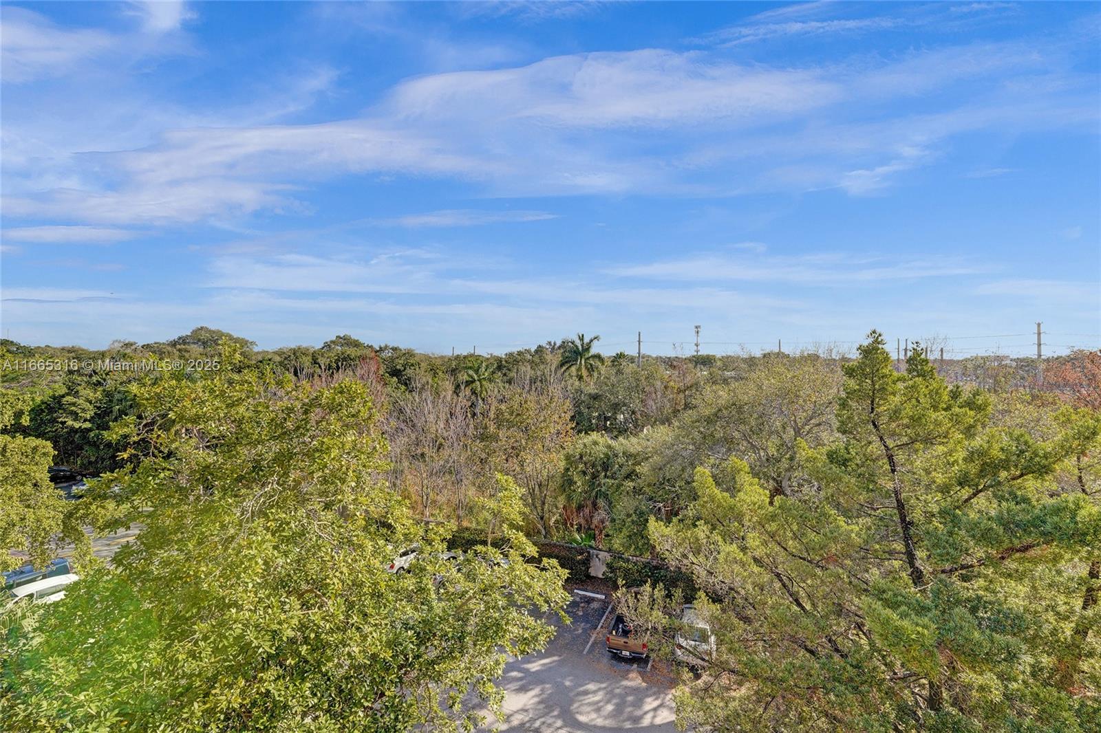 OAKS CONDO - Residential