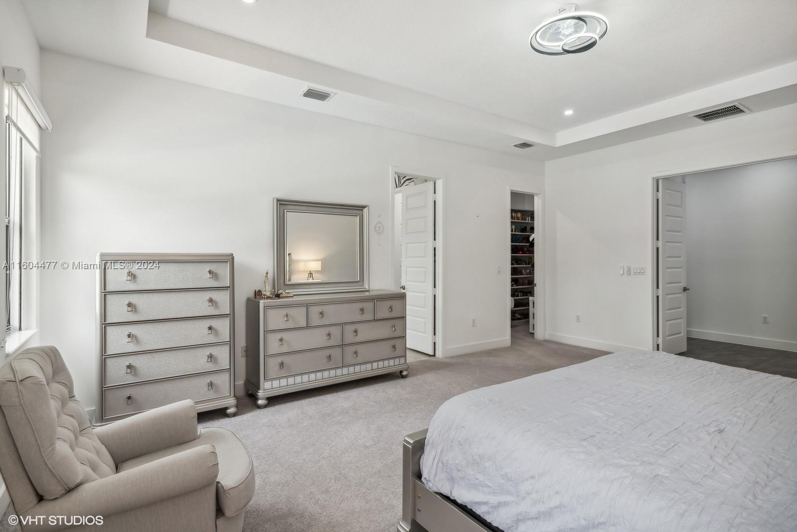 SIERRA ESTATES - Residential