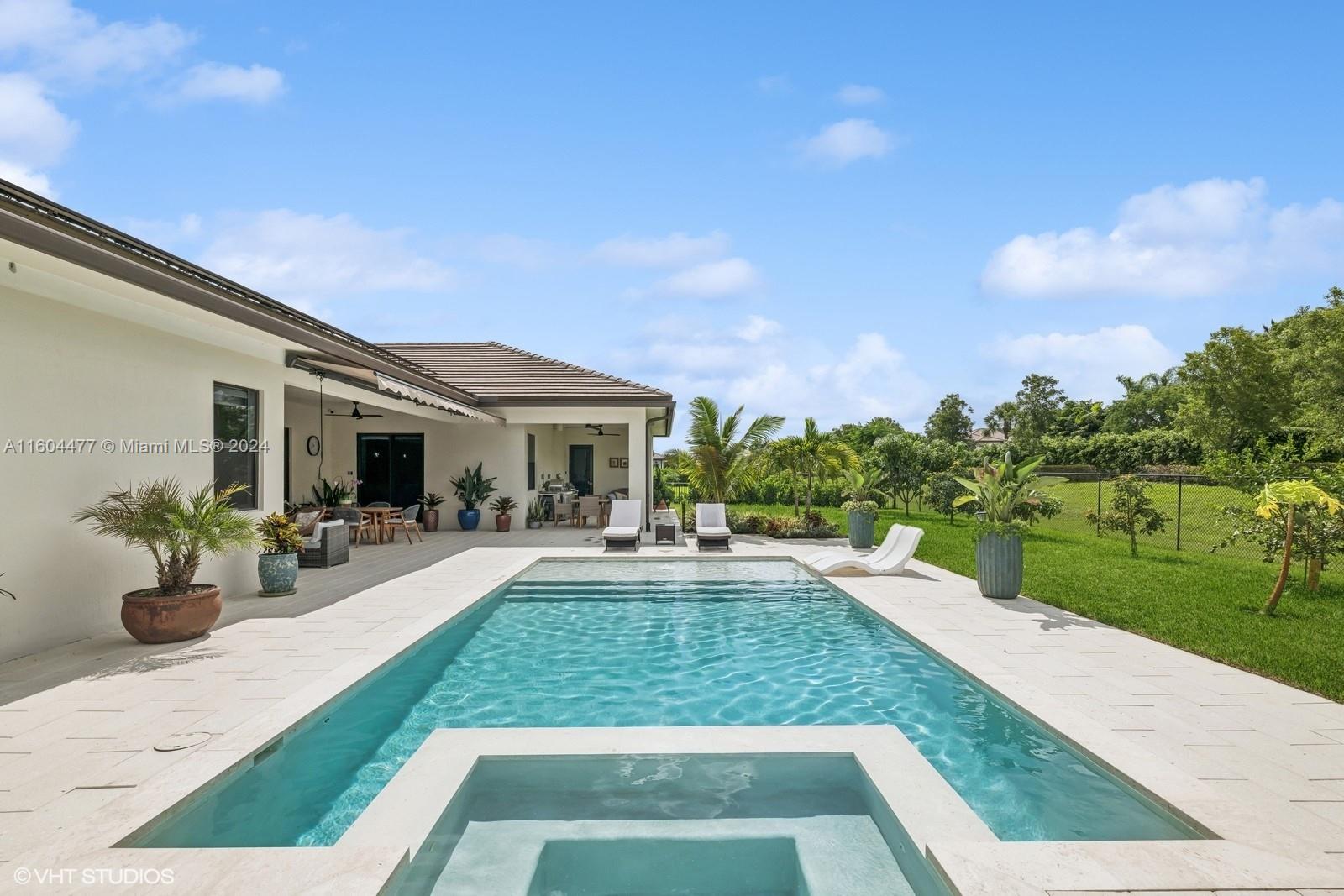 SIERRA ESTATES - Residential