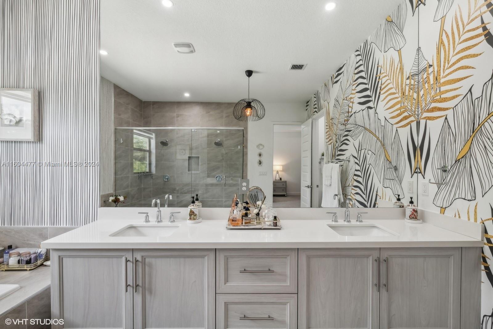 SIERRA ESTATES - Residential