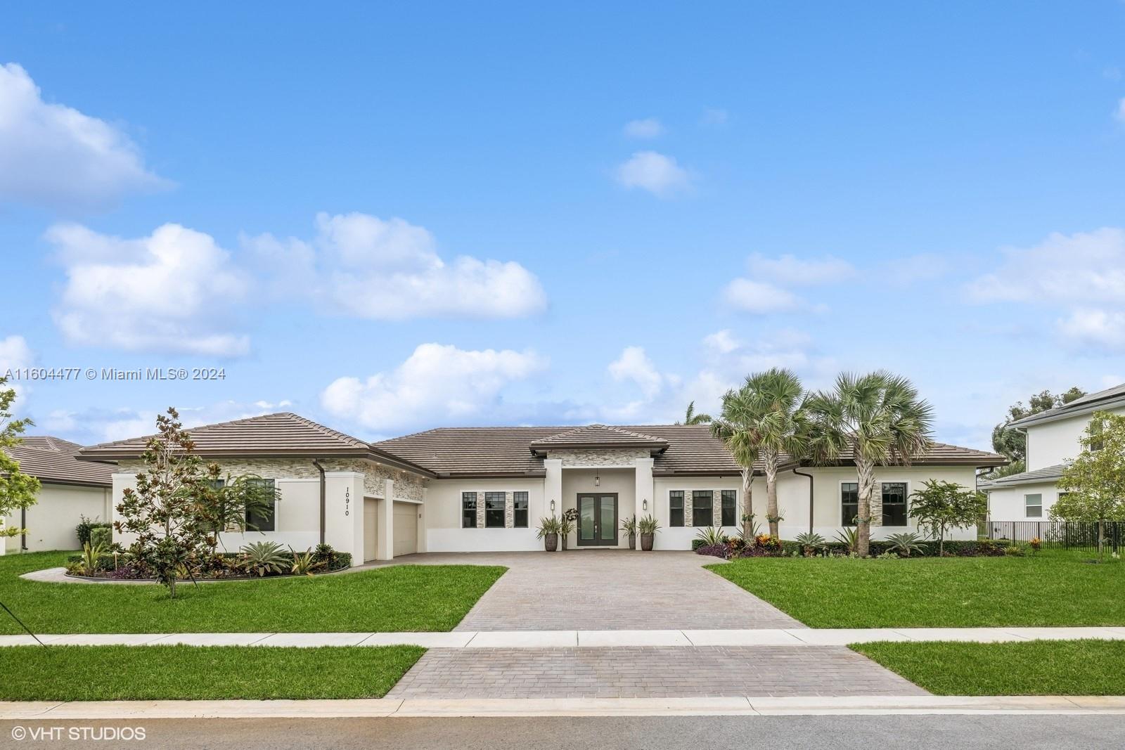 Property for Sale at 10910 Breezeway Ln, Davie, Broward County, Florida - Bedrooms: 6 
Bathrooms: 5  - $2,149,000