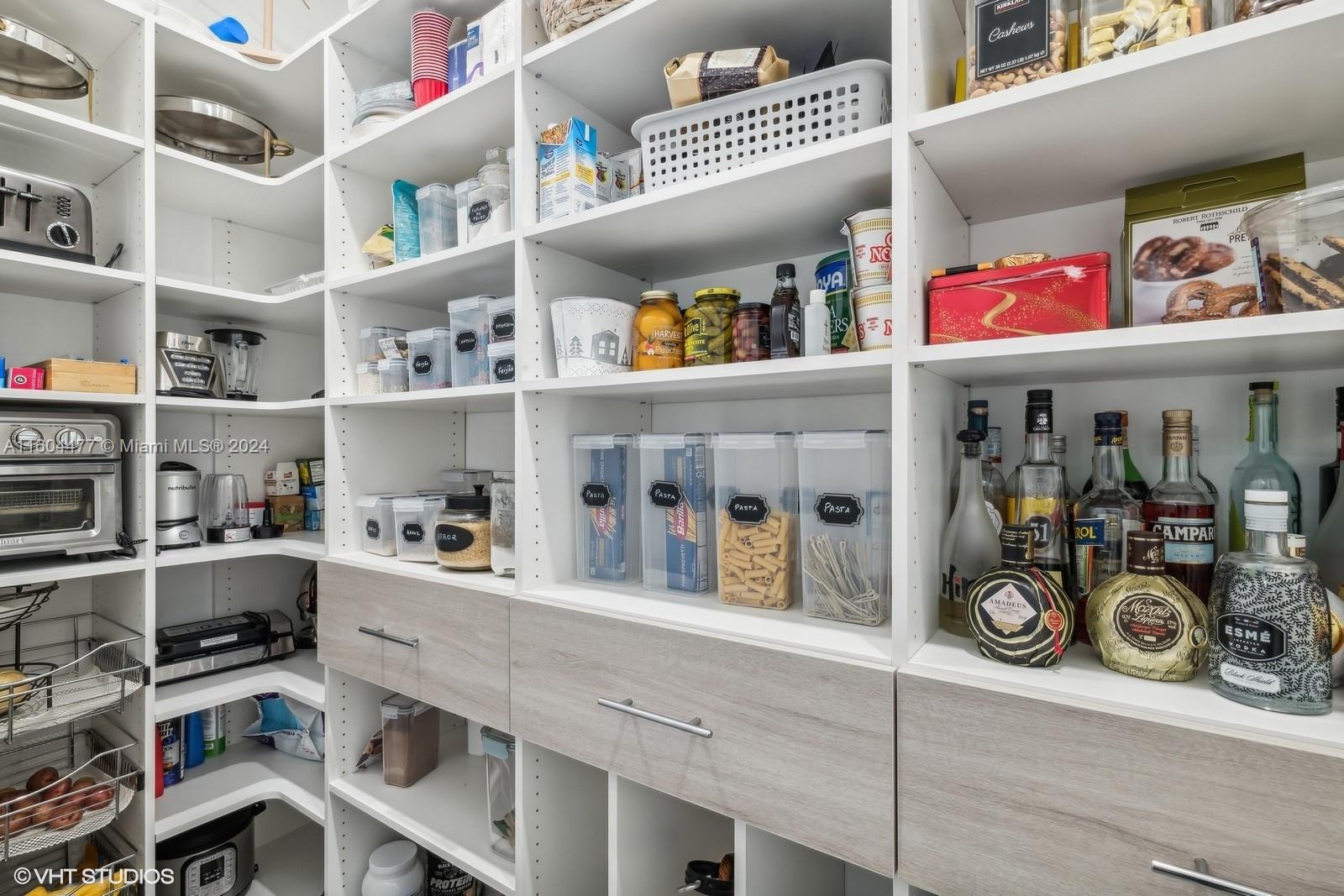 SIERRA ESTATES - Residential