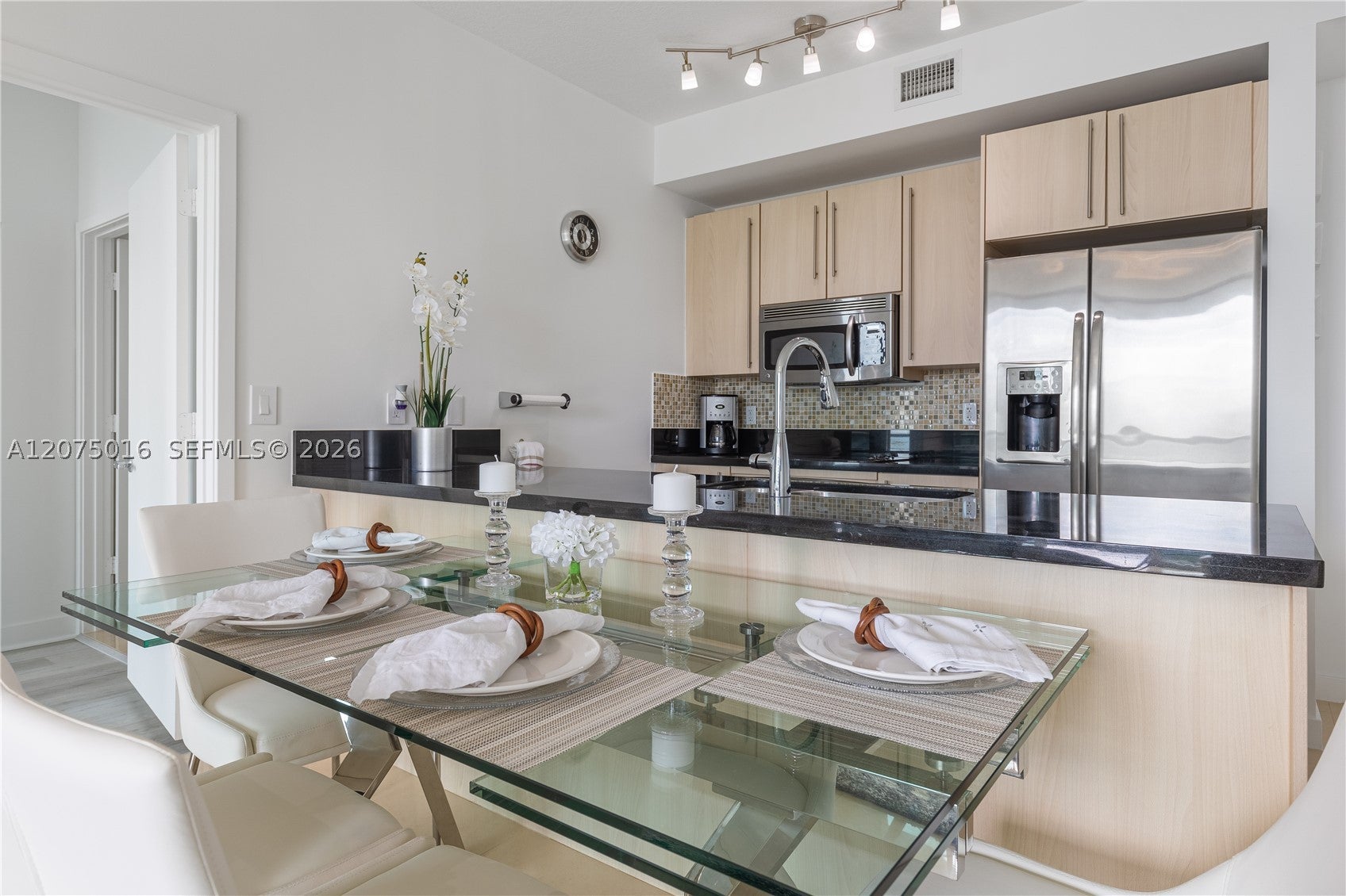 79 SW 12th St 3704