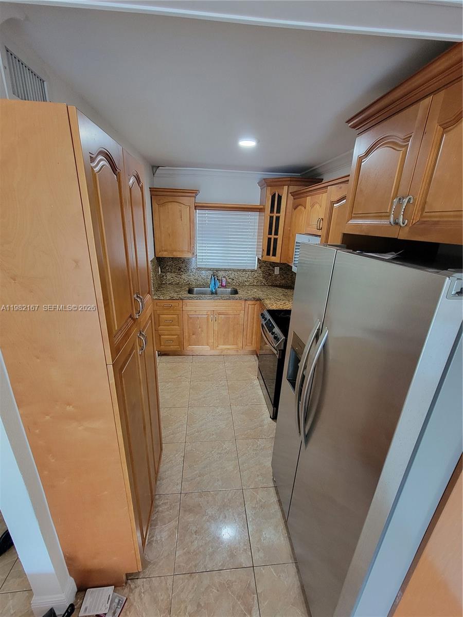 VILLA VERANDA CONDO - Residential Lease