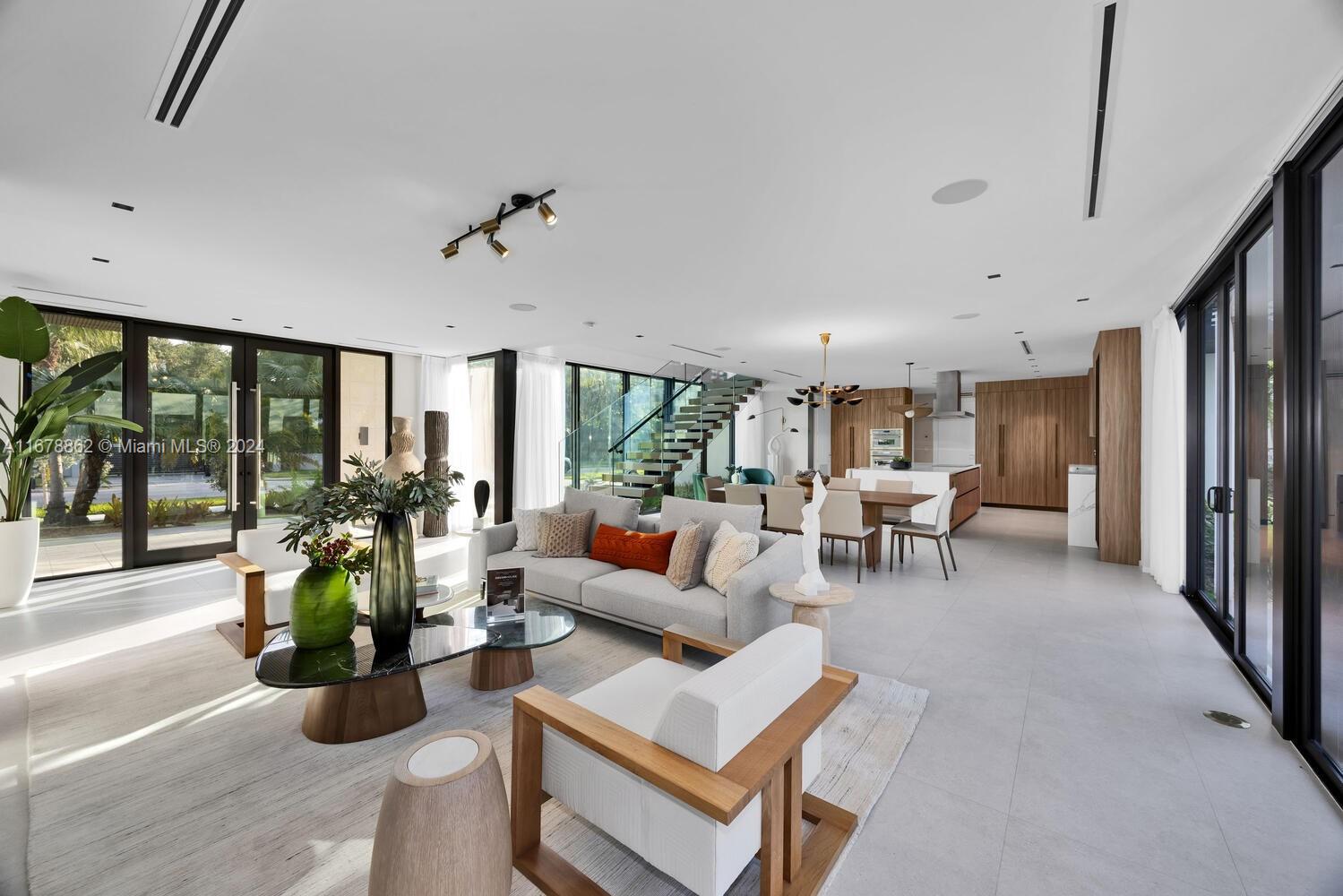 PALM MIAMI HEIGHTS REV - Residential