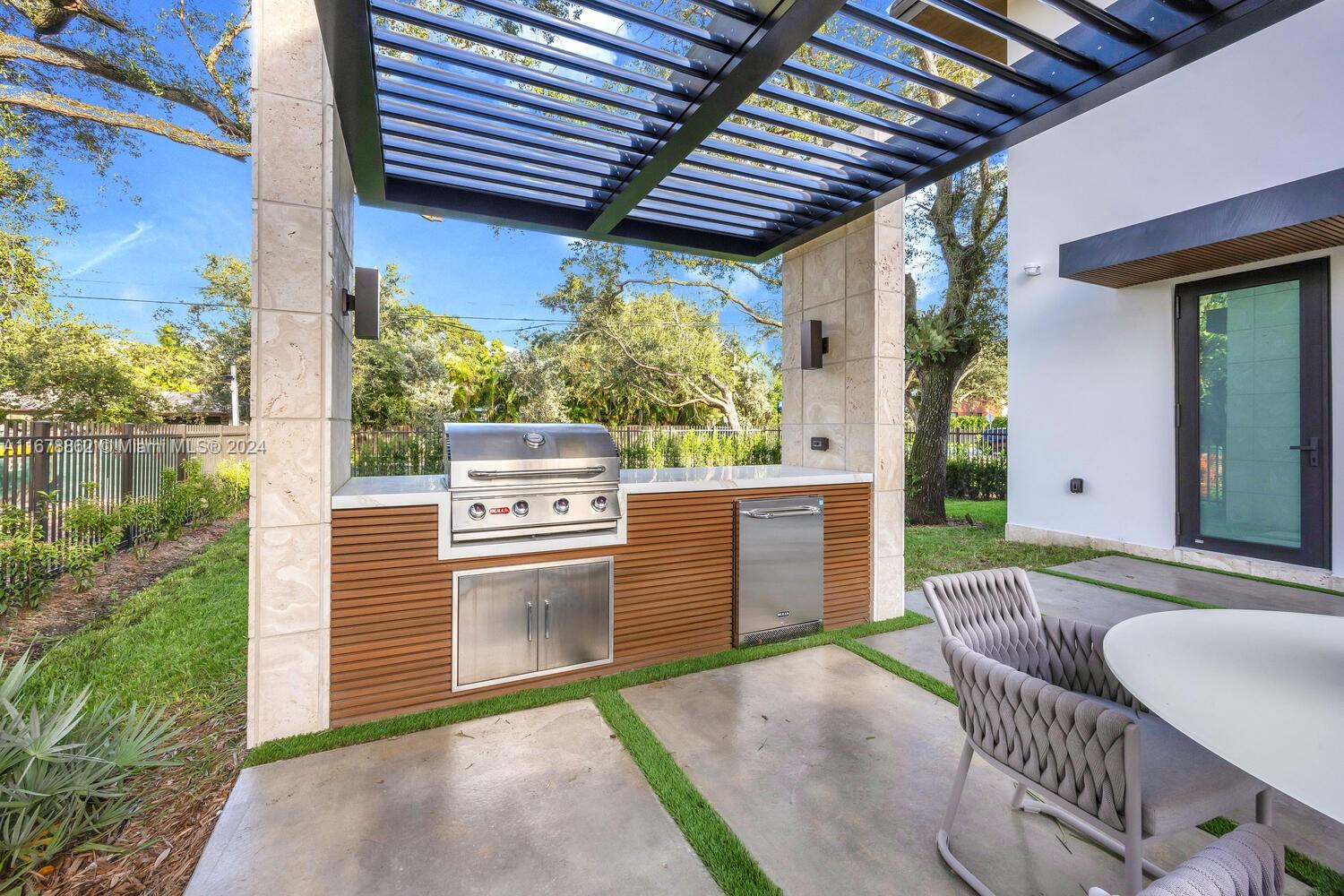 PALM MIAMI HEIGHTS REV - Residential